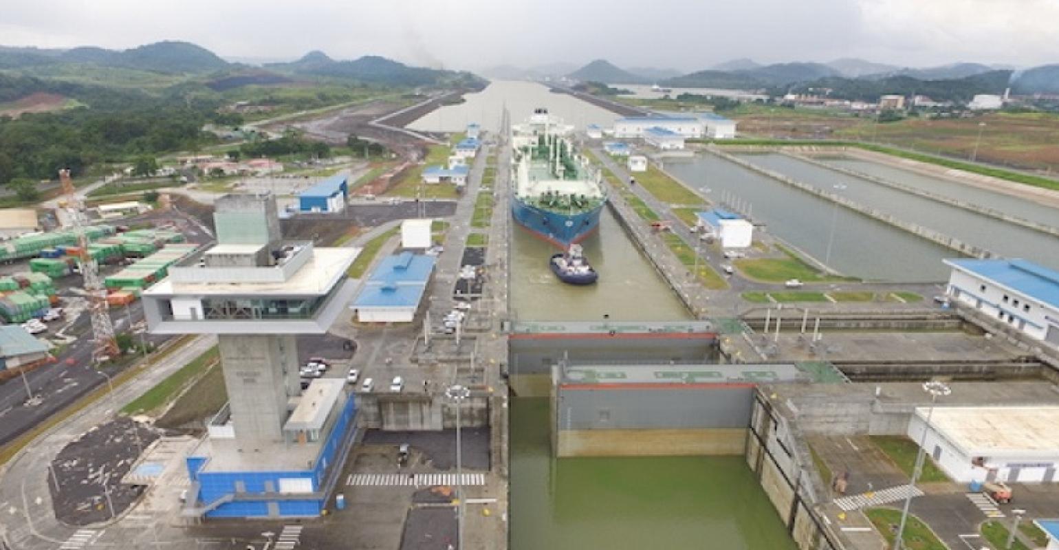 Panama Canal announces draught restrictions for neopanamaxes